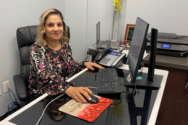 Just ask Ms. Arti Sareen for information on all financial matters. She's here to help! Just ask Ms. Arti Sareen for information on all financial matters. She's here to help!<br />
